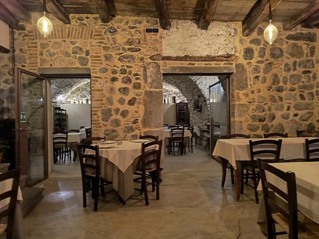 Cantina del Torchio restaurant in Sale