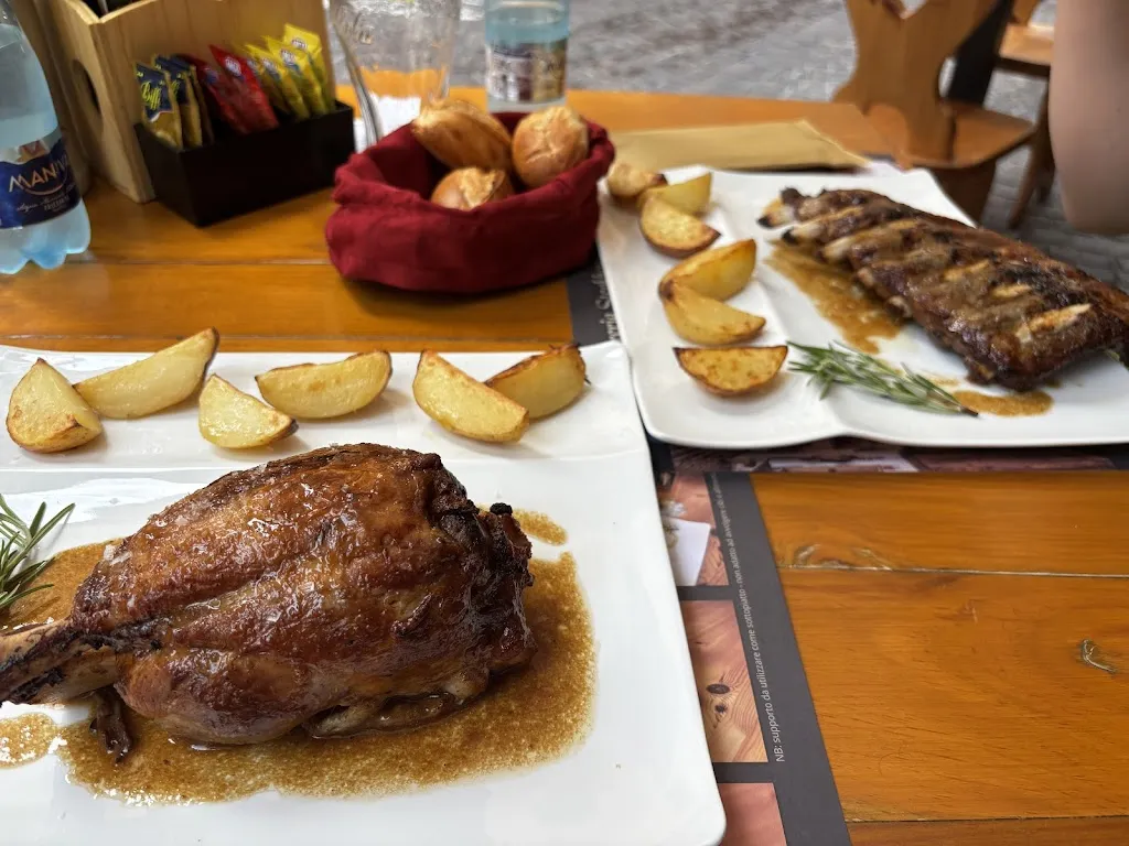 Róbert Fáncsik_Steakhouse-Birreria Taverna degli Scudi_Sale_review