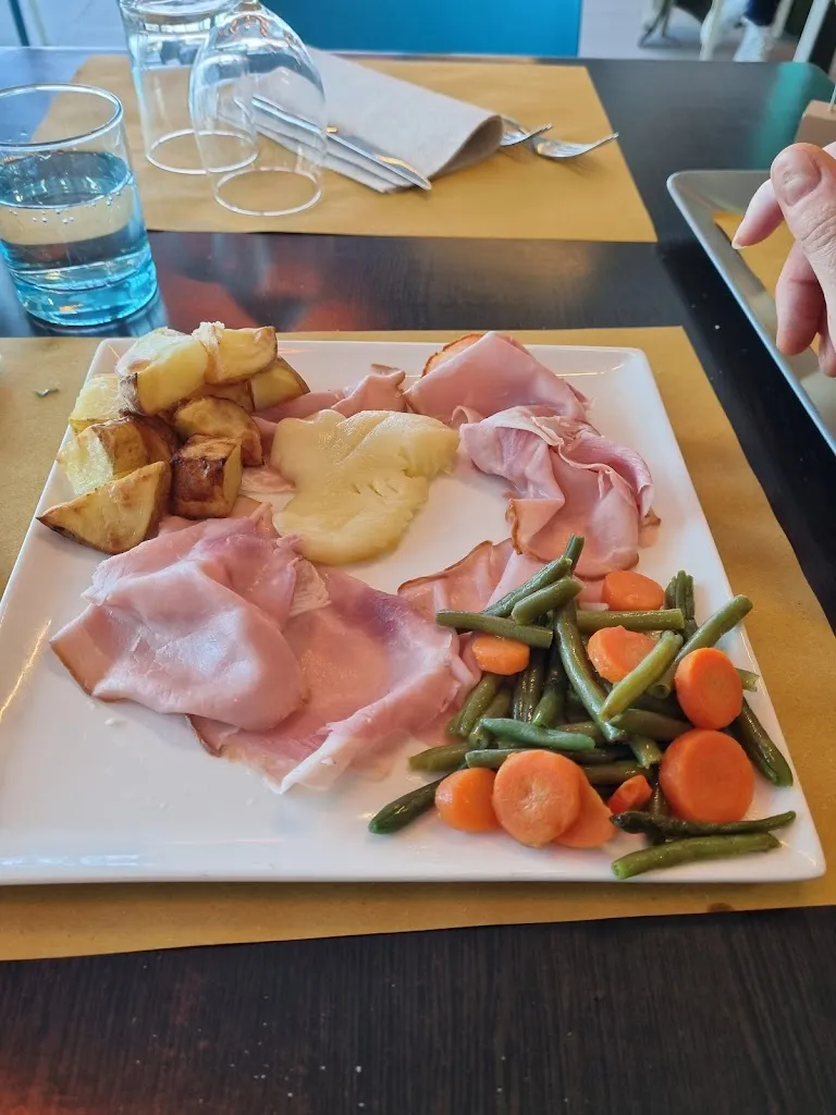 Menu_Vela di Soleville Ristorante Pizzeria & Camere con e senza Vista Lago_Sale_image_5