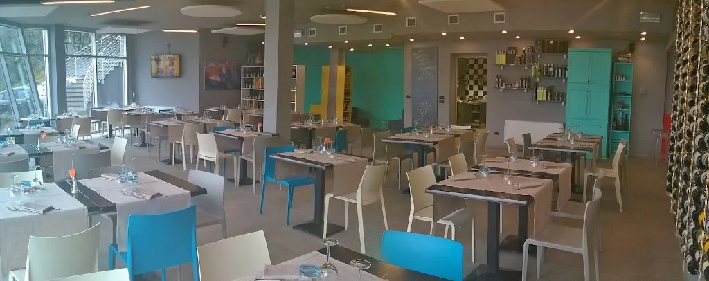 Vela di Soleville Ristorante Pizzeria & Camere con e senza Vista Lago_Sale_slider_image_1