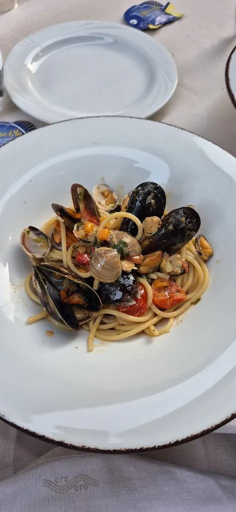 Menu_Luta’s Sapore Divino bistrot , food & wine_Sale_image_9