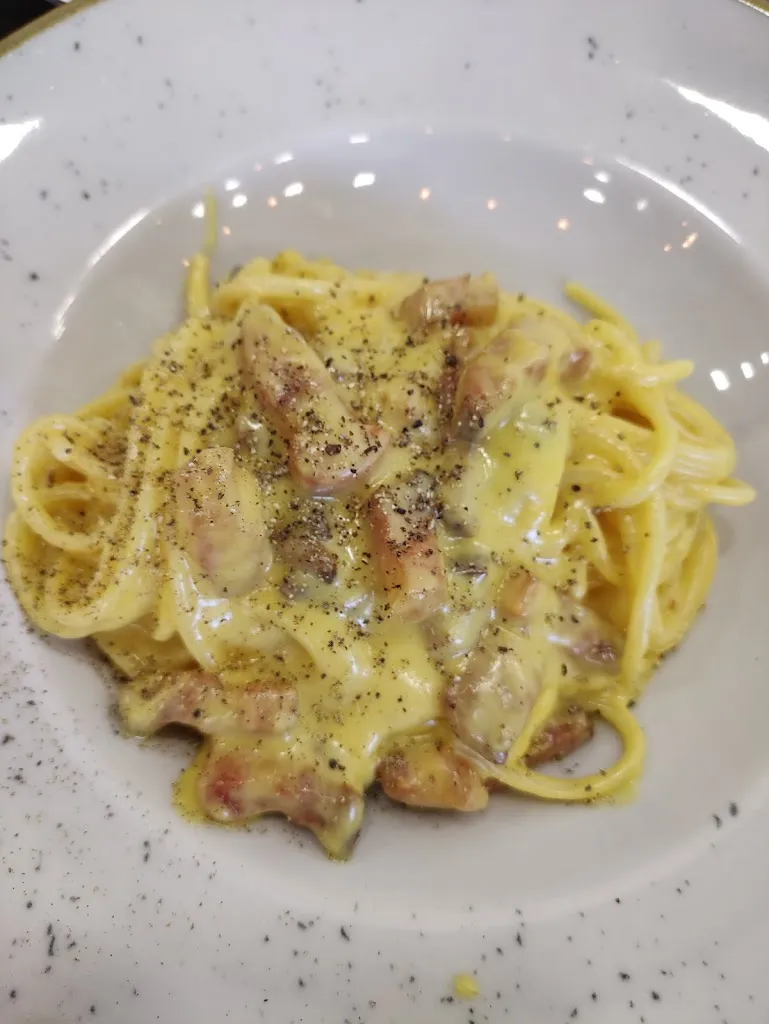 Alex Balzano_Voglia Trattoria Contemporanea_Sale_review