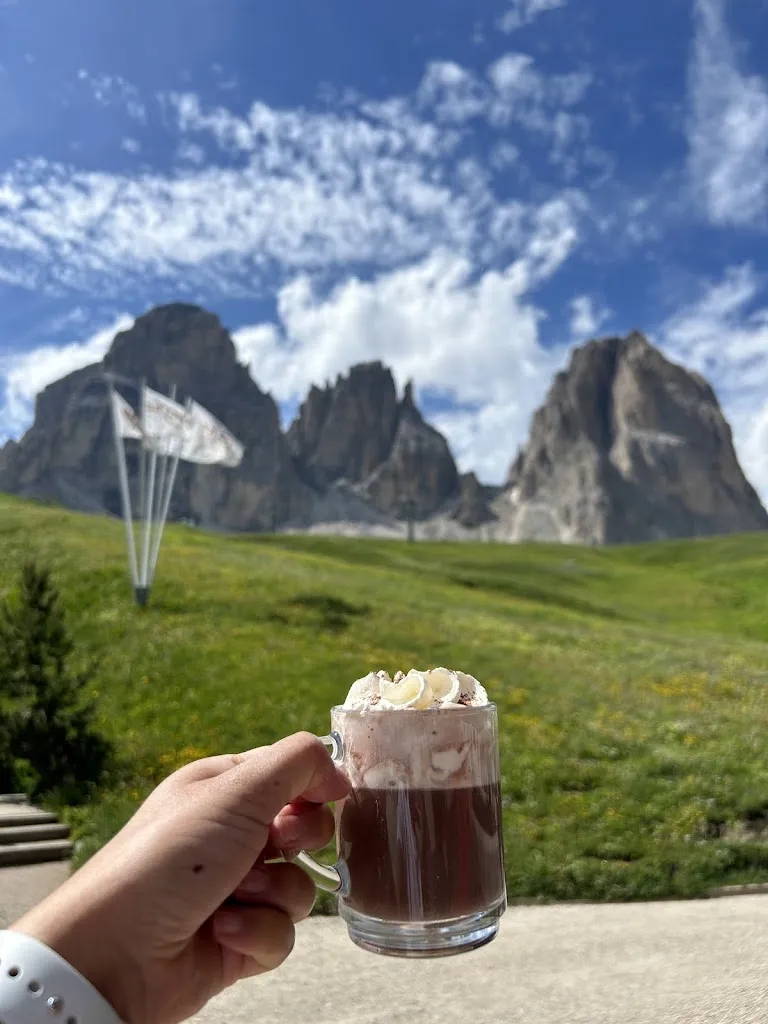 Monique Fernandez_Rifugio Salei_Sale_review