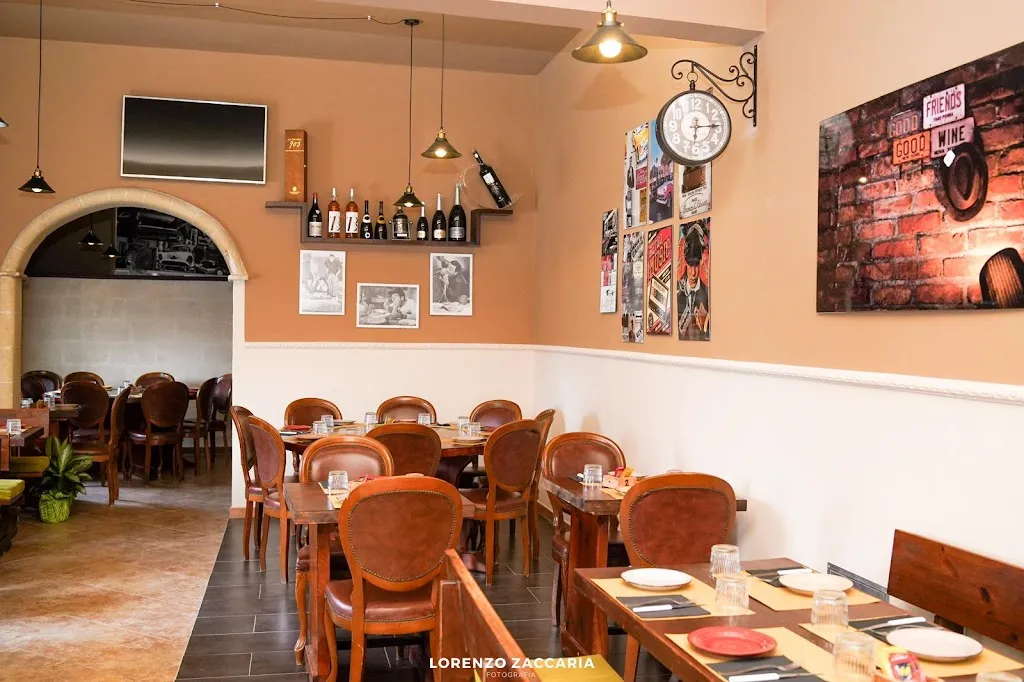 Pizzeria SASI restaurant in Fragagnano