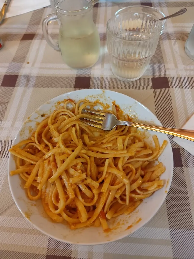 GIUSEPPE ALBANESI_Bar Trattoria La Iena_San Giorgio Canavese_review