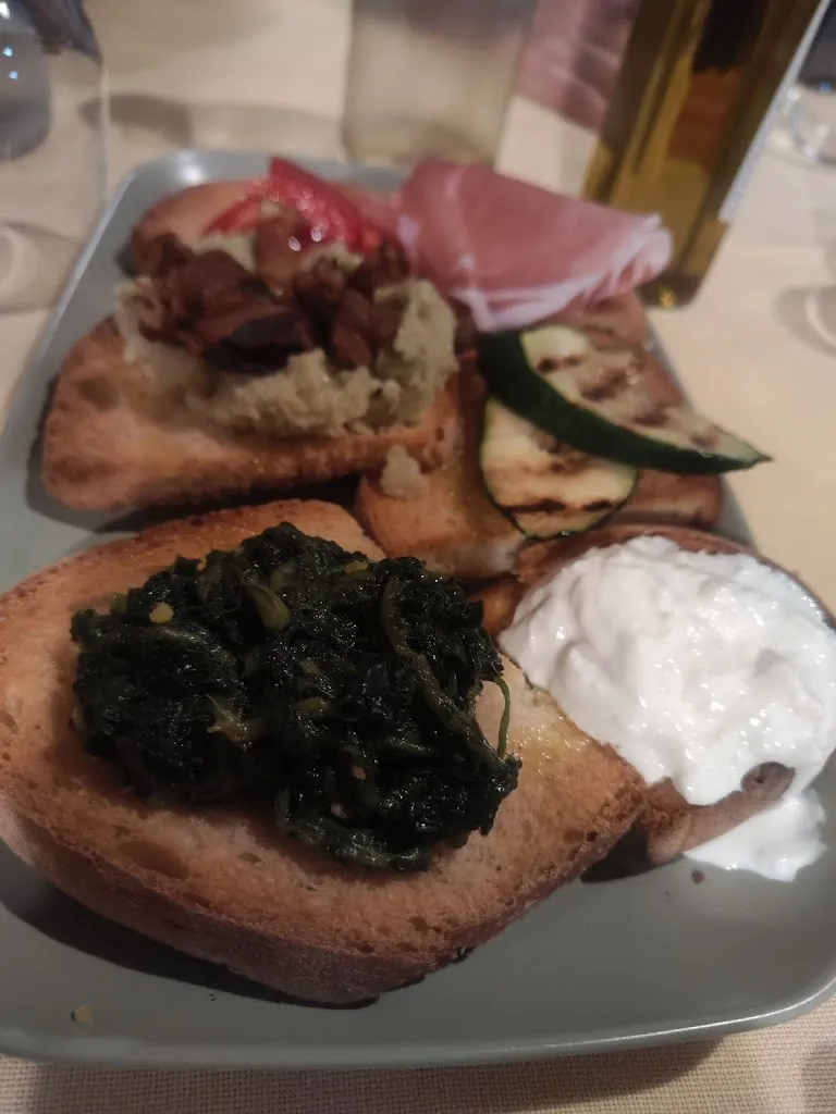 Menu_La Casa Gialla Ristorante Pizzeria_Castel Castagna_immagine_3