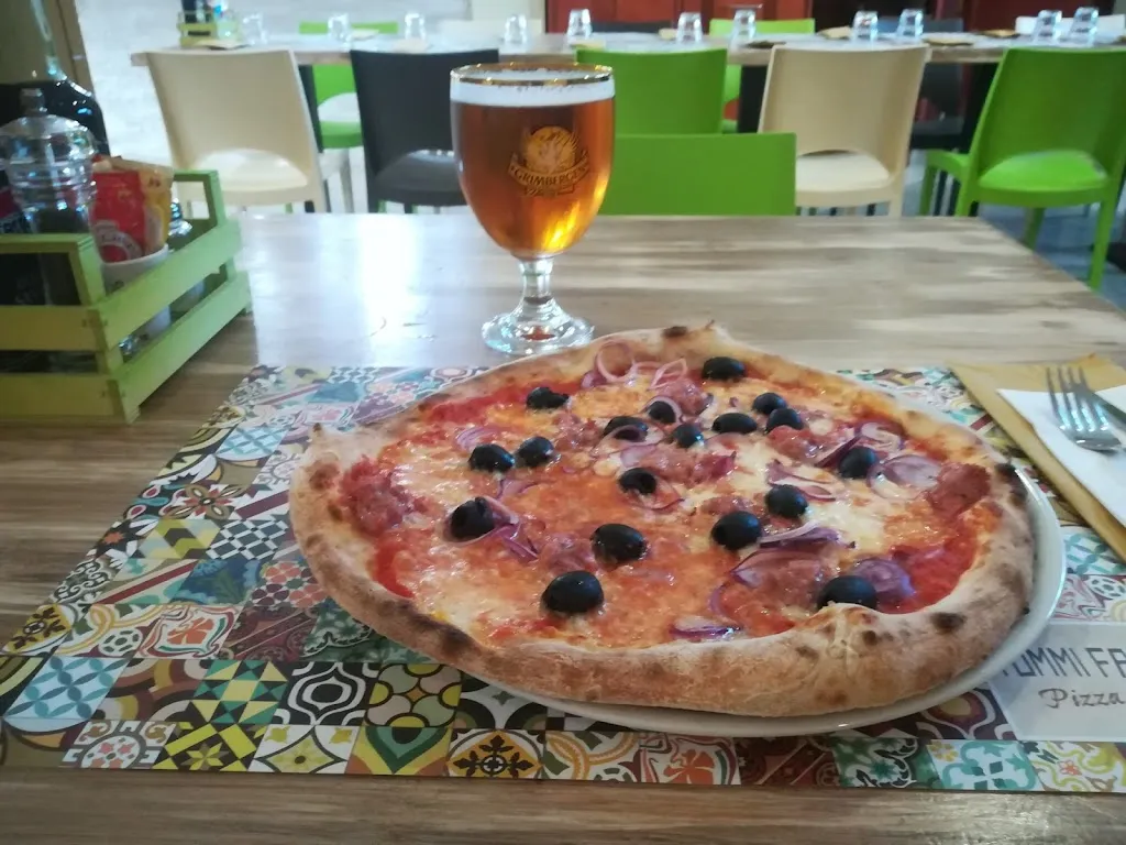 Tommi Farina Pizzeria_San Gillio_slider_image_2