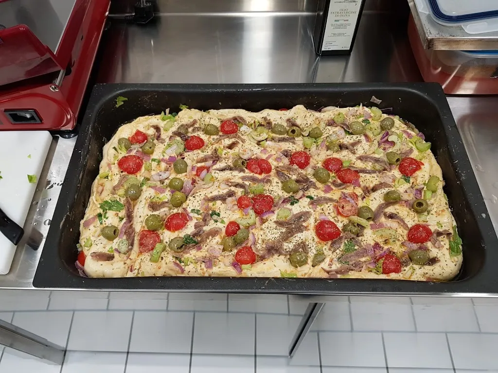 Crazy Horse - Rosticceria, Friggitoria e Pizzeria da asporto_San Gillio_slider_image_3