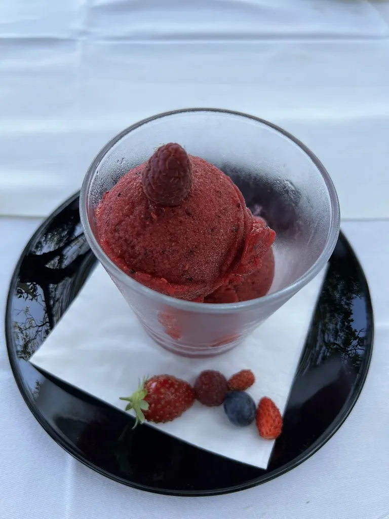 Ladan LA_A Testa In Giu .2 Di Marrone Massimo_San Giorgio Scarampi_review