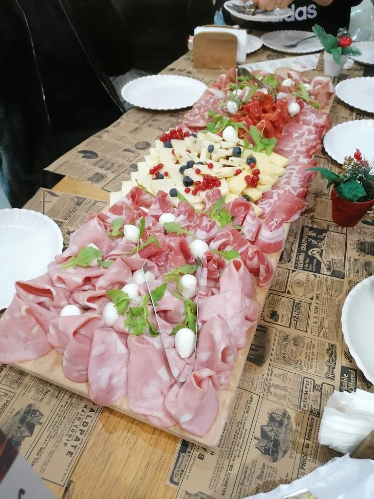 Valeria Tranchina_Freedom Cafe'_Fragagnano_review