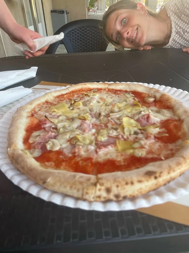 Domitien Dijon_Il Crìscito Pizzeria con forno a legna_San Damiano d'Asti_review