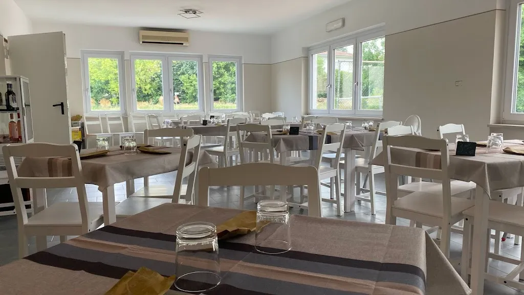 Il Crìscito Pizzeria con forno a legna_San Damiano d'Asti_slider_image_1