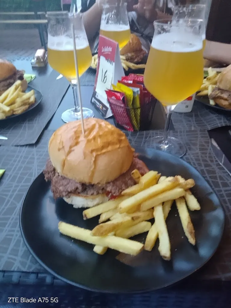 Antonio Biker_Mosci's Bed & Beer_San Damiano d'Asti_review