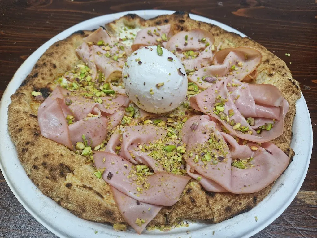 Pizza Pazza san giuliano_San Giuliano Vecchio_slider_image_2