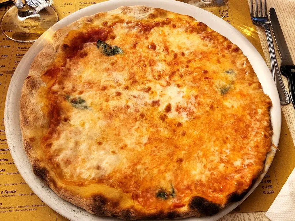 Pizzeria Bar Ristorante La Stangata_San Maurizio D'Opaglio_slider_image_3