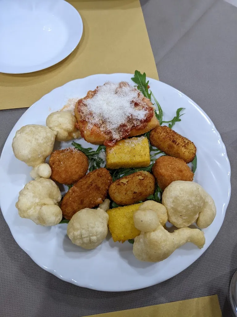 Menu_Pizzeria Salvo Davide_San Maurizio D'Opaglio_image_8