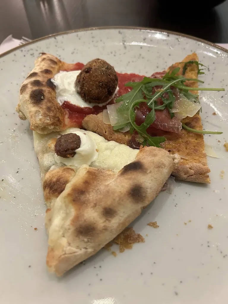 Pizzeria Ciadel_San Michele Mondovì_slider_image_3