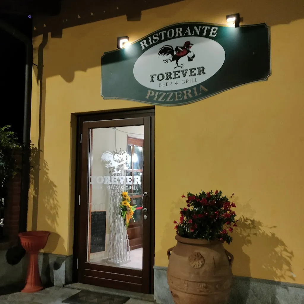Forever - Pub Pizzeria_San Paolo Solbrito_slider_image_1