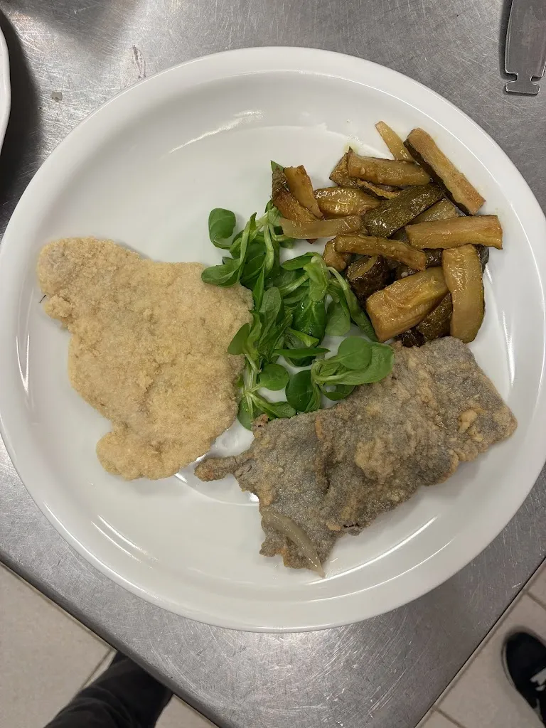 Trattoria La Pace-PIZZERIA DAL MORETTINO_San Sebastiano da Po_slider_image_2