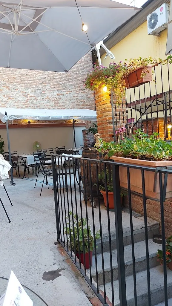 Ornella Vecchio_Modugno_San Salvatore Monferrato_review