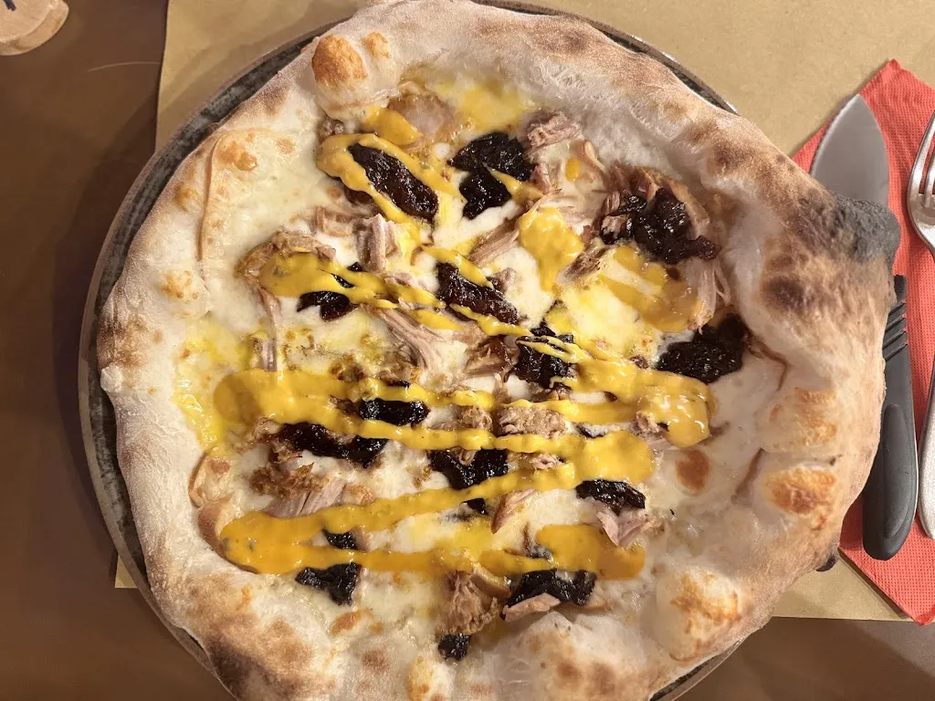 Pizzeria Forno In Frasca_San Salvatore Monferrato_slider_image_3