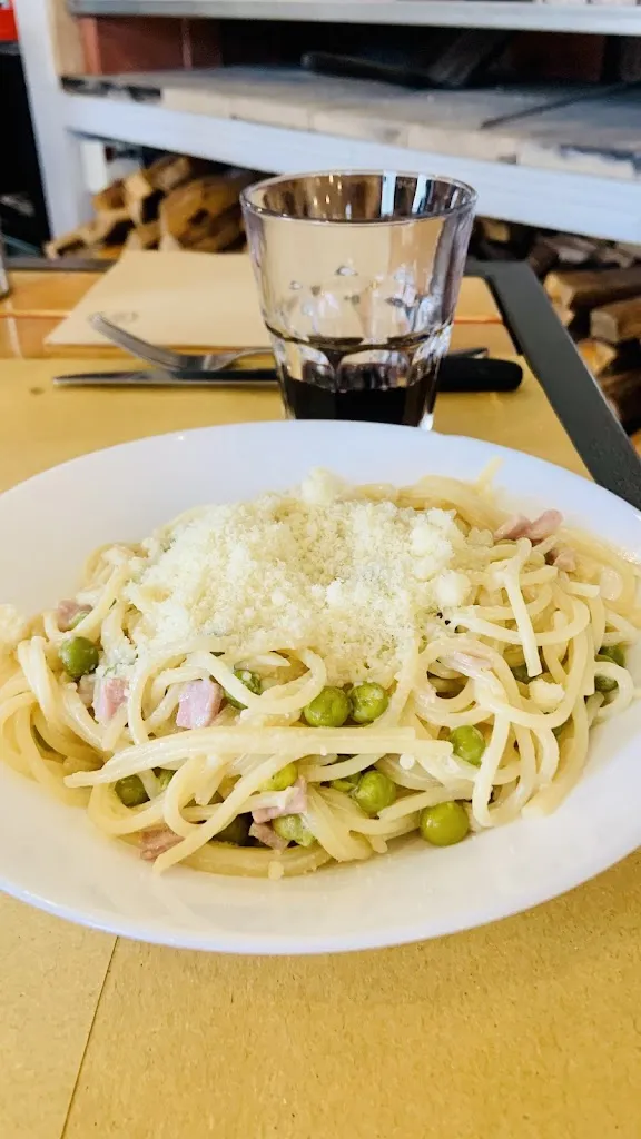 Angela Uibo_Pizzeria ClickCaffè_Sandigliano_review