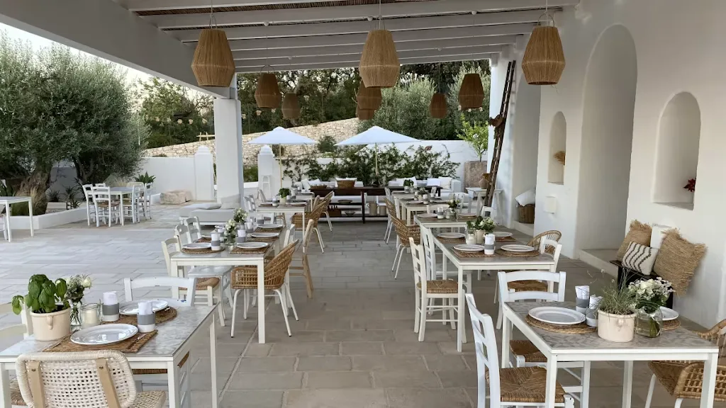 Mezz'Aria Ristorante in Masseria restaurant in Fasano