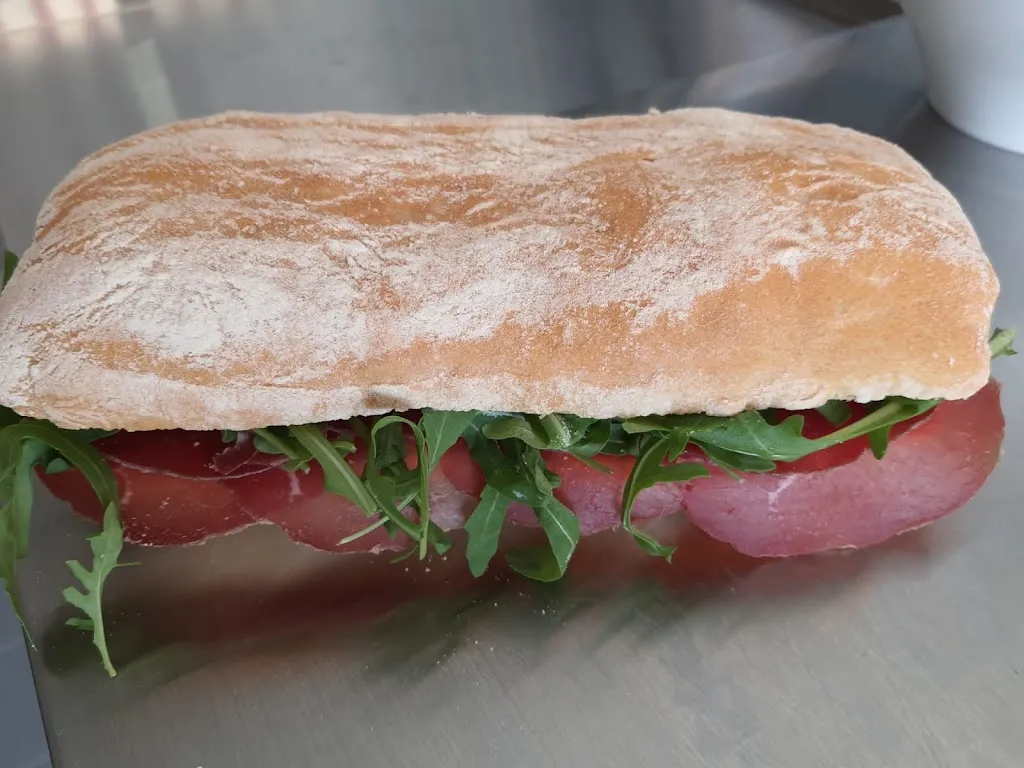 EAT & BEACH Restaurant_Sandigliano_slider_image_3