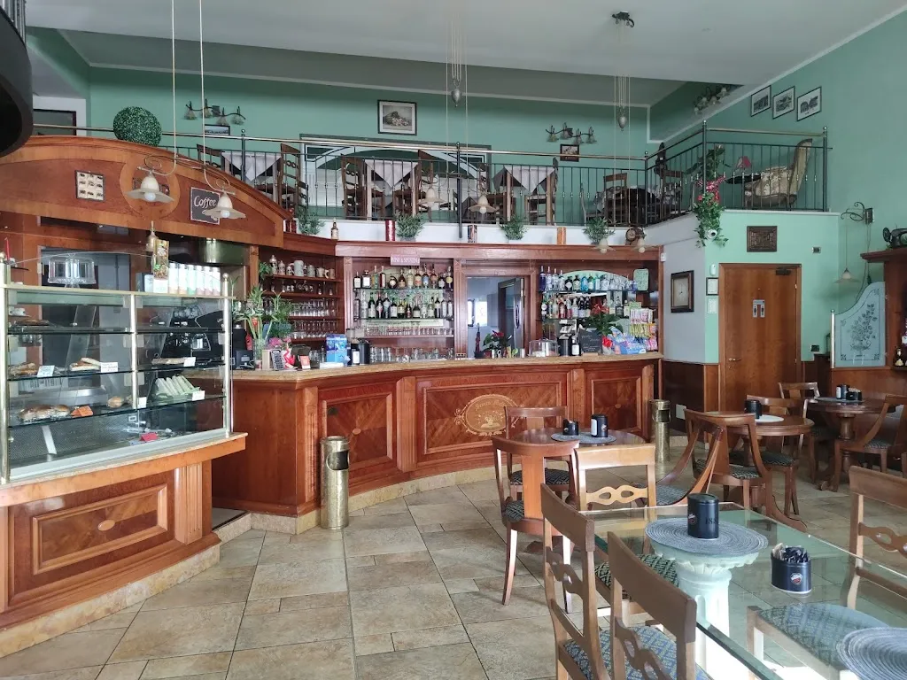 FERMATA 89 Risto-caffé restaurant in San Secondo di Pinerolo