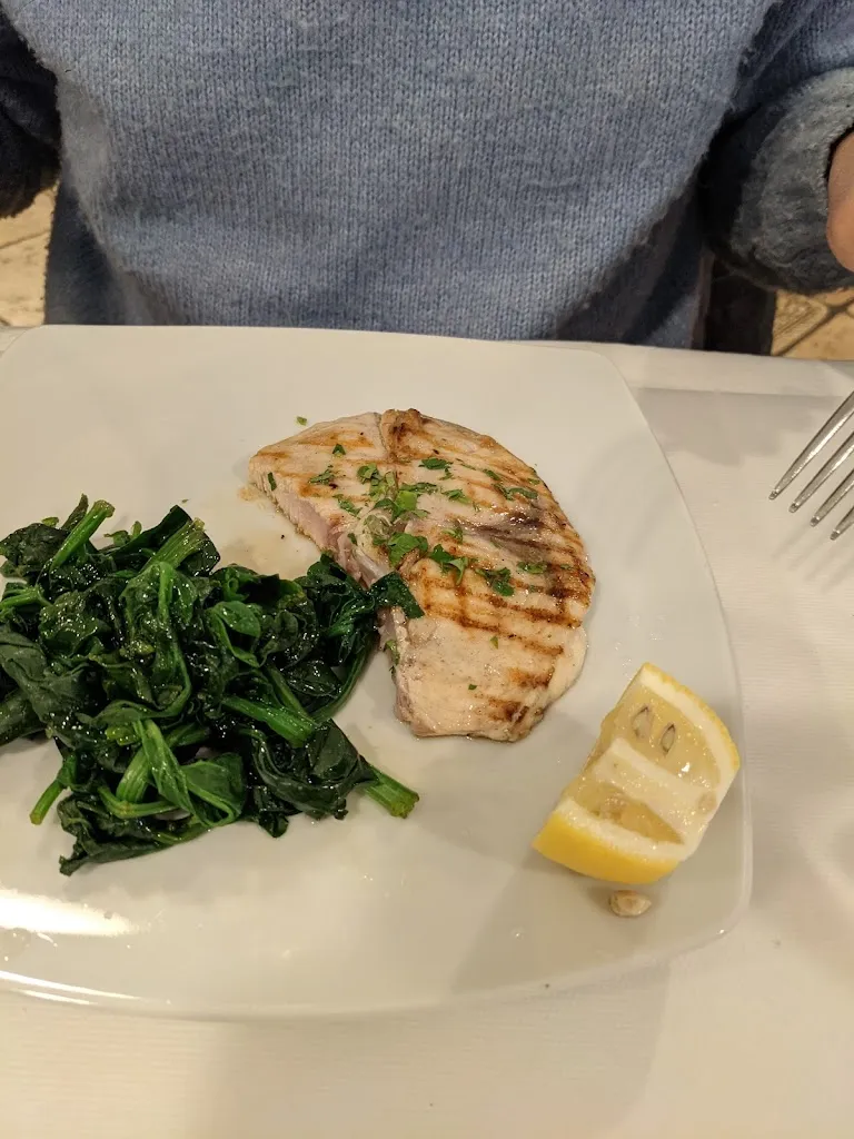 Kim Hoadley_Ristorante pizzeria la magnolia_Sanfront_review