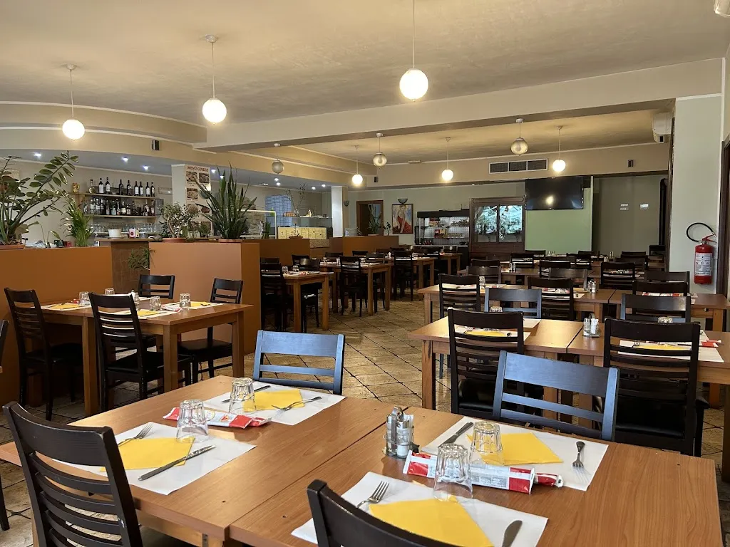 Ristorante pizzeria la magnolia_Sanfront_slider_image_1