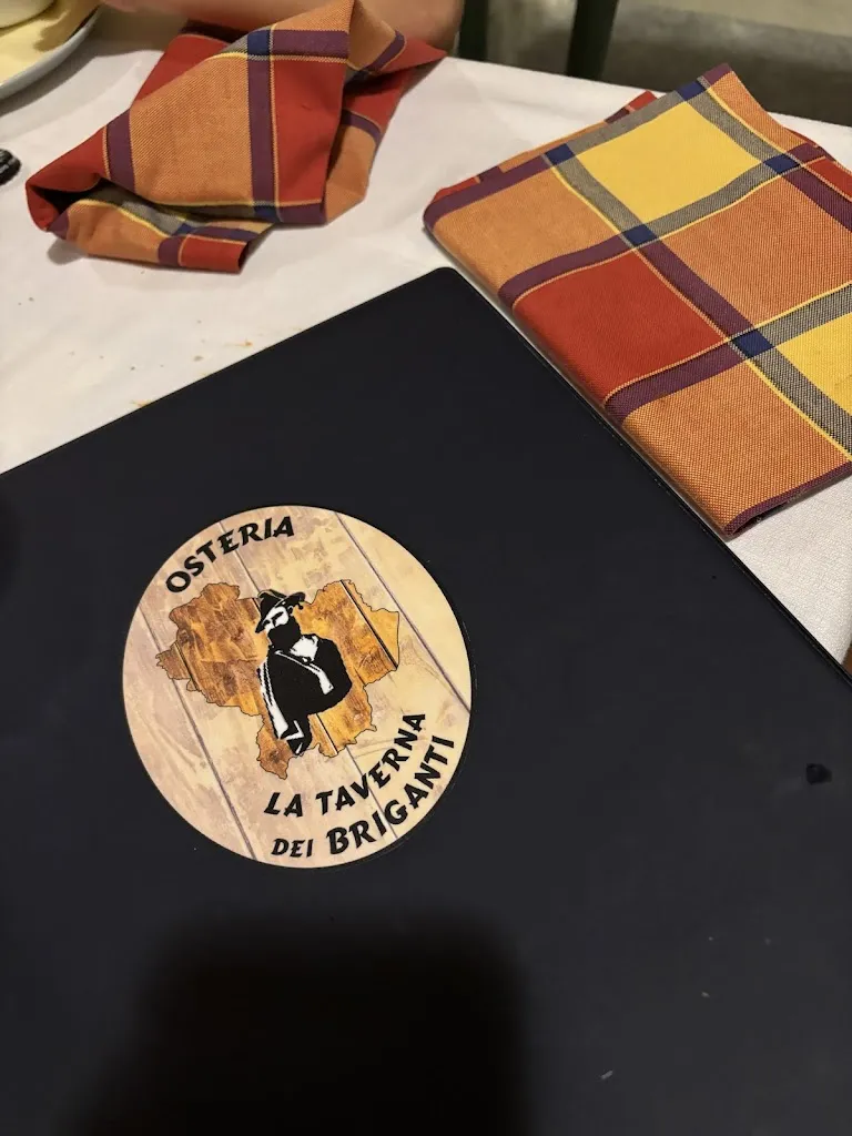 Elena Bongiovanni_La taverna dei briganti_Sant'Albano Stura_review