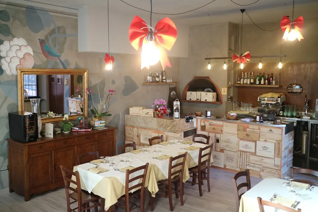 Osteria dal Merlo restaurant in Sant'Ambrogio di Torino