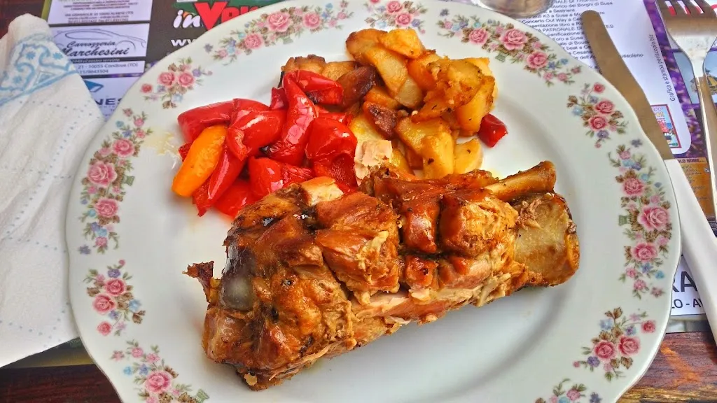 Bar Cooperativa Pizzeria Tavola Calda di Michele Monteleone restaurant in Sant'Ambrogio di Torino