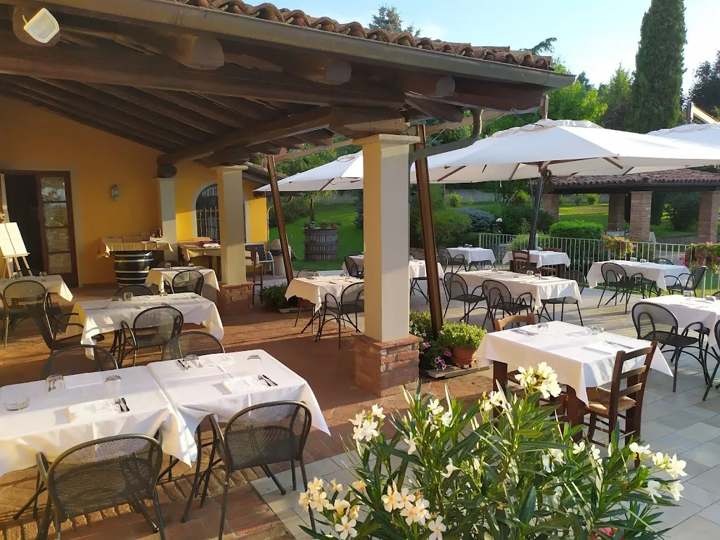 Azienda Agrituristica La Bossolasca_Santo Stefano Belbo_slider_image_1