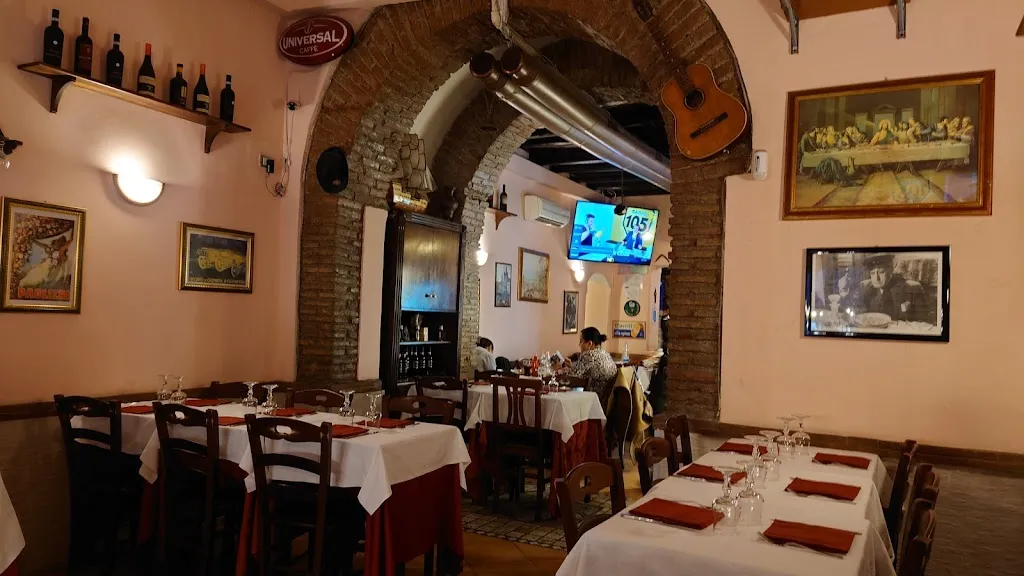La Mela D'oro restaurant in Santa Maria Maggiore