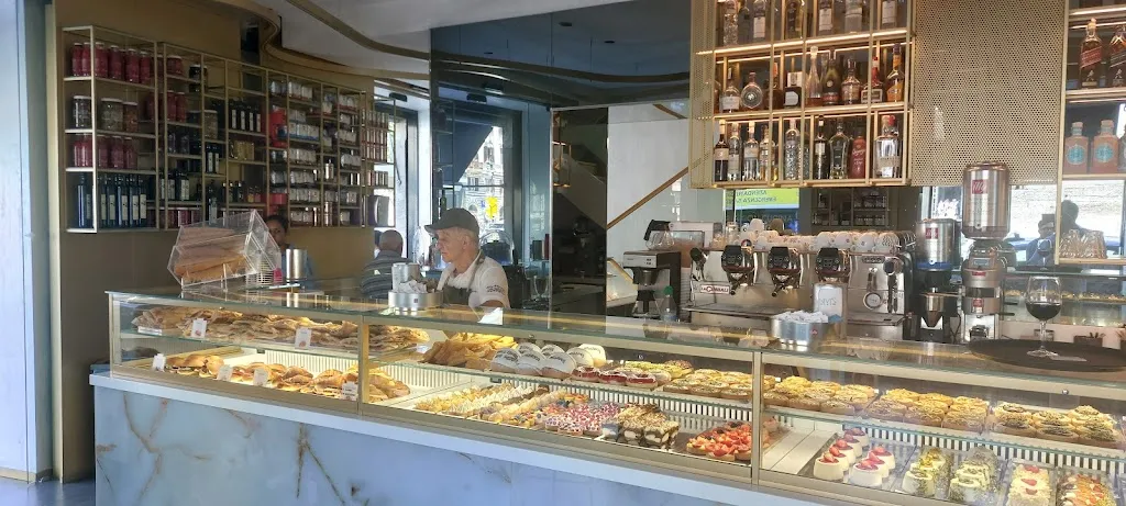 Harsha H.Ramakrishna_Antico Caffe Santamaria_Santa Maria Maggiore_review