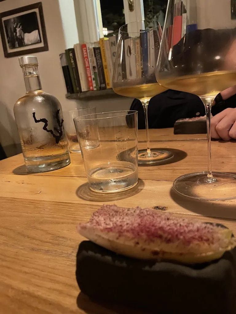 Yovhanna Billard_Ant_Scagnello_review