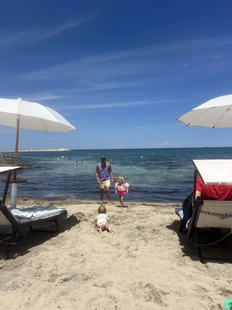 Mairin Walters_Coccaro Beach Club_Fasano_review