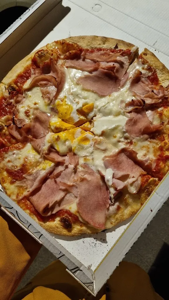 Giusy Rapisarda_Pizza Top_Santhià_review