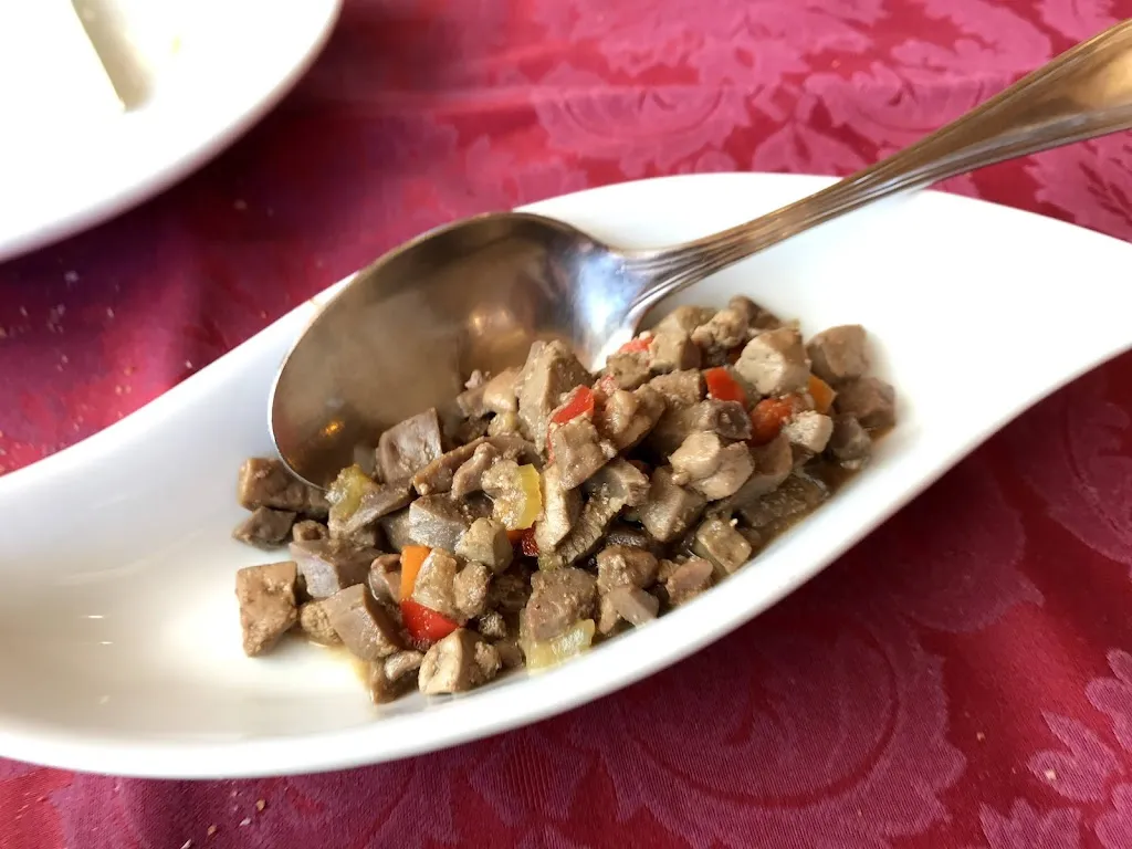 Giuseppe Salvatore_Osteria del Lupo _Castel del Monte_review