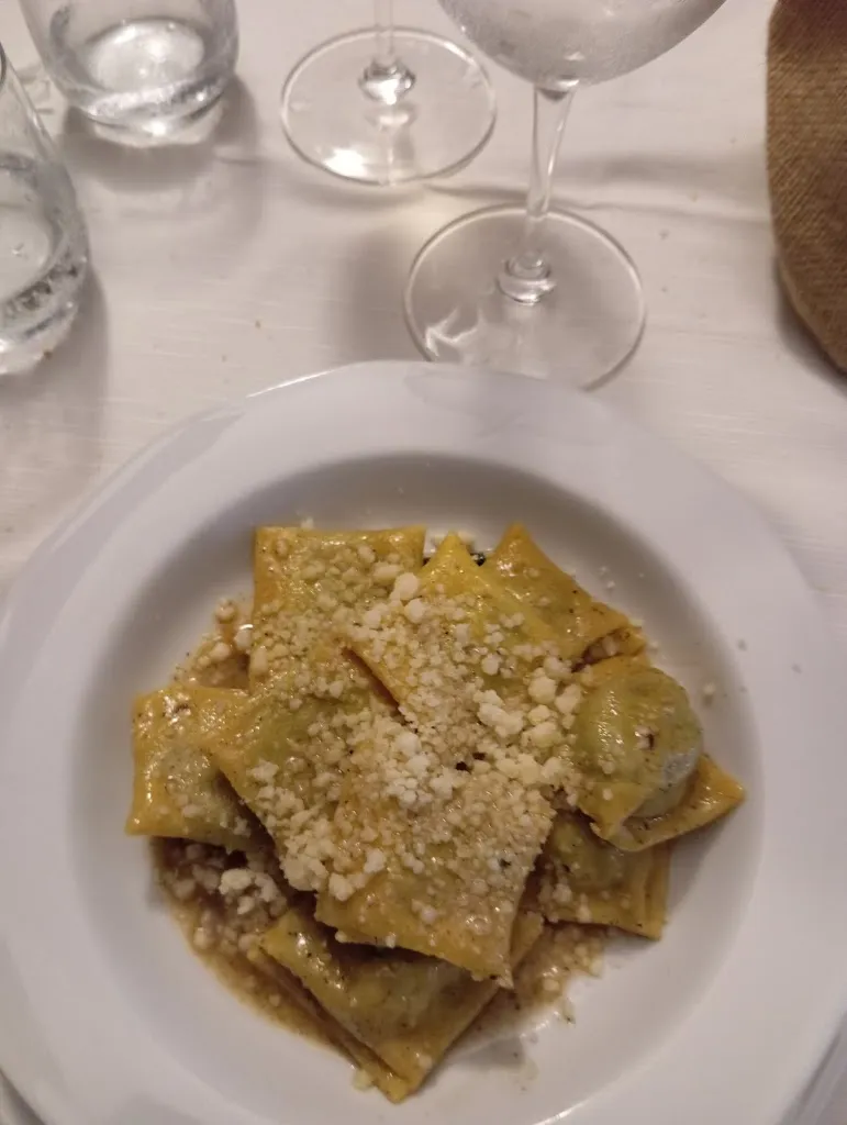 D F_Il Nuovo Monarca_Scarnafigi_review