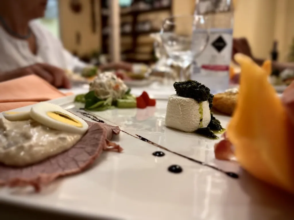 Ristorante Del Pino sciolze_Sciolze_slider_image_3