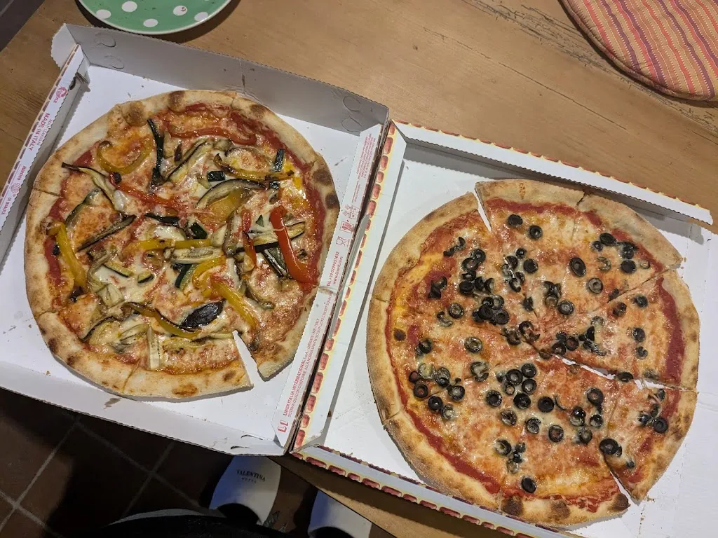 Katherine_La pizza in piazza_Scurzolengo_review