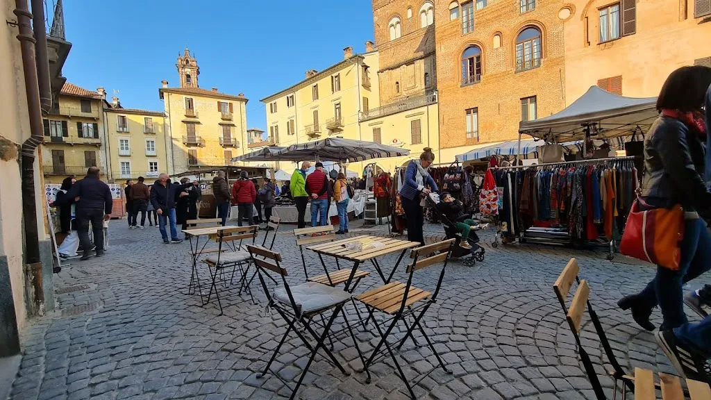 Carl Astrobix Impianti a fune e videogiochi_La piada di una volta_Savigliano_review