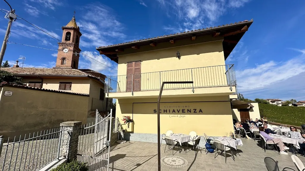 Marian Nadu_Agriturismo Schiavenza - Serralunga d'Alba_Serralunga d'Alba_review