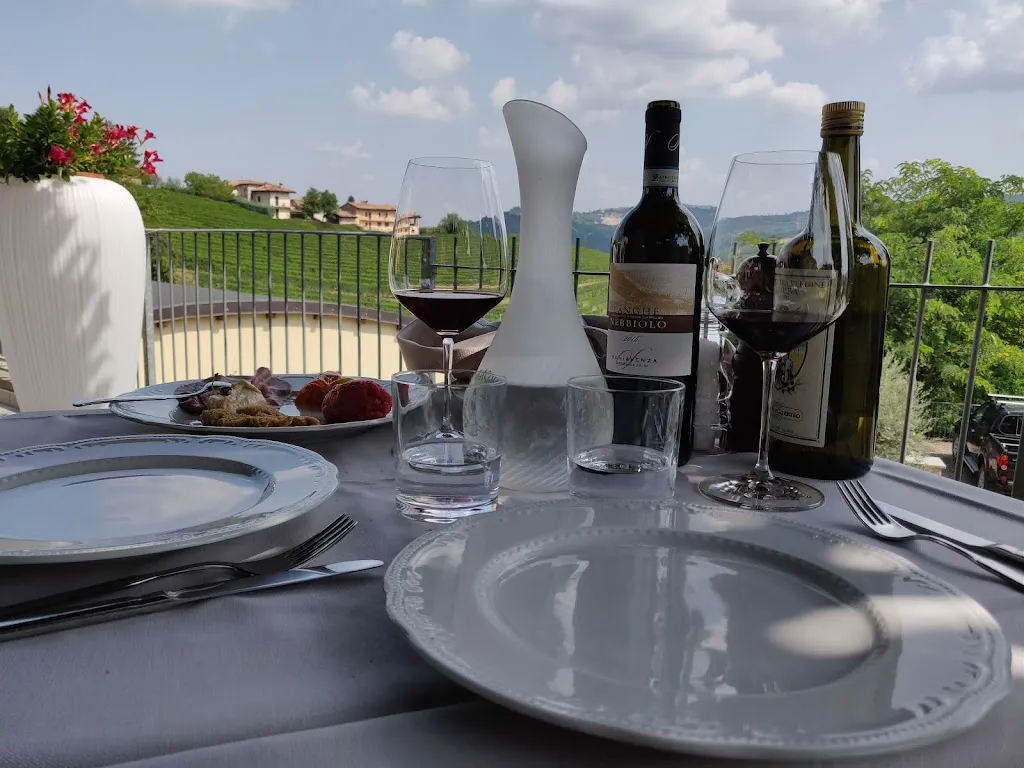 Robin Astle_Agriturismo Schiavenza - Serralunga d'Alba_Serralunga d'Alba_review