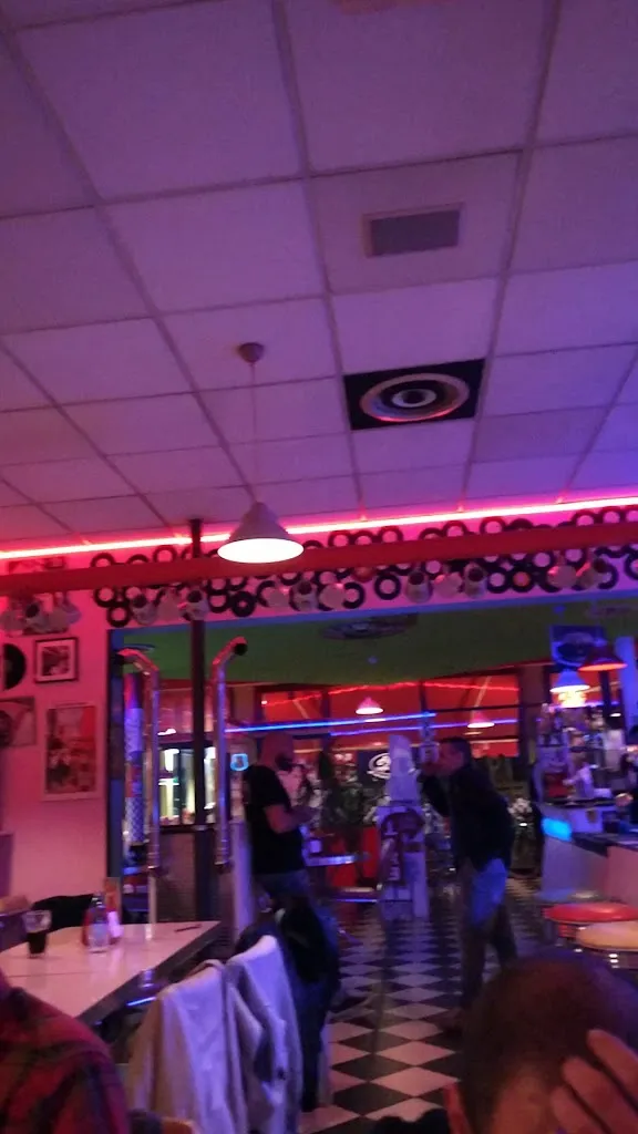 Fifties Cafe Diner by Pedro poké_Serravalle Sesia_slider_image_2