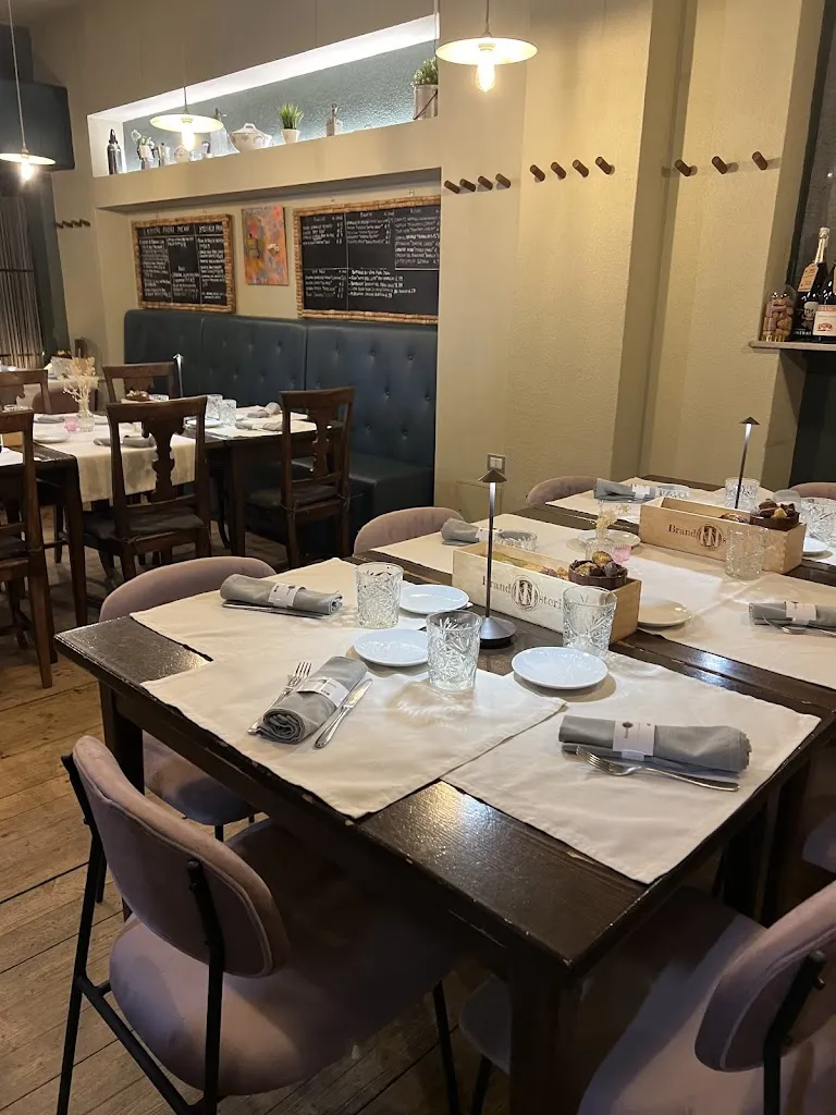 BrandOsteria_Serravalle Sesia_slider_image_1