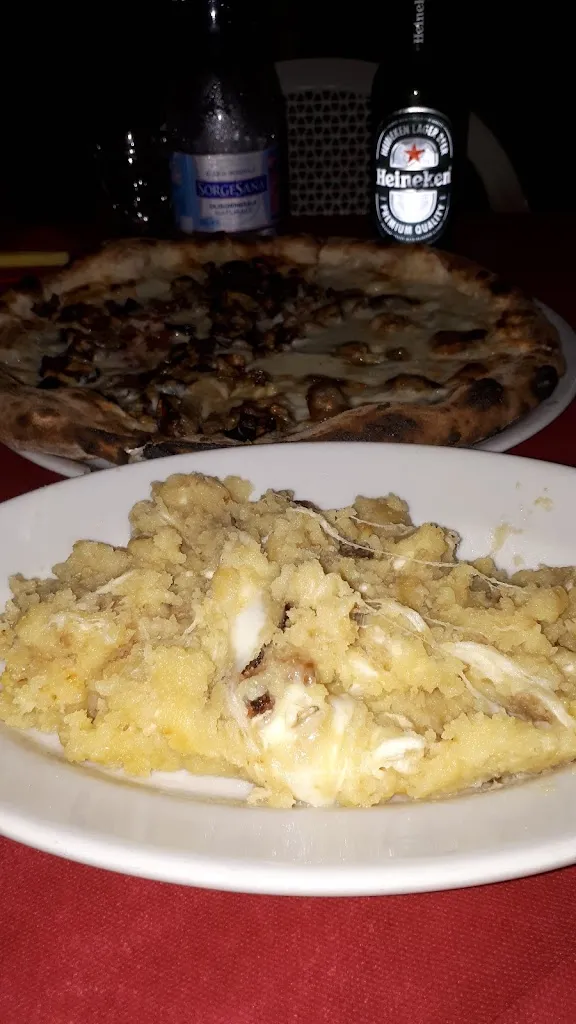 Cosimo Amoroso_Lady Tennent'S Pub_Serre_review